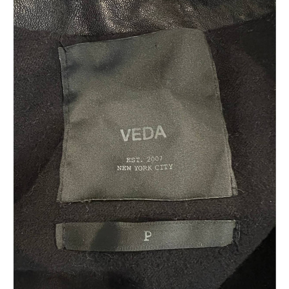 Veda Dom shearling shawl collar leather jacket (P) - Picture 8 of 10